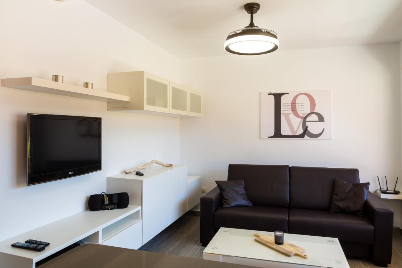 Casa Lucien - Newly Refurbished Apartment With Swimming Pool - Ideal For Couples Corralejo Zewnętrze zdjęcie