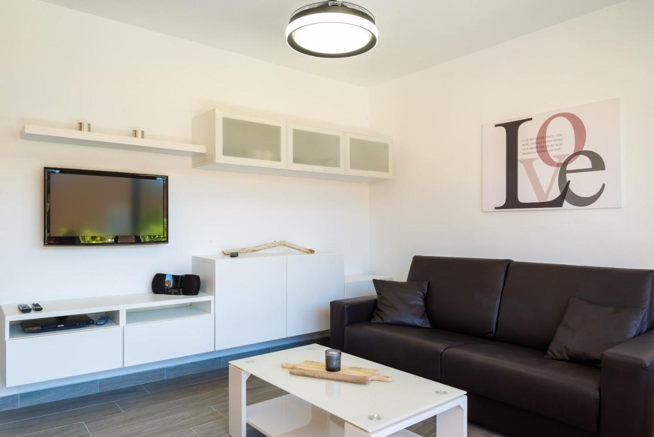 Casa Lucien - Newly Refurbished Apartment With Swimming Pool - Ideal For Couples Corralejo Zewnętrze zdjęcie