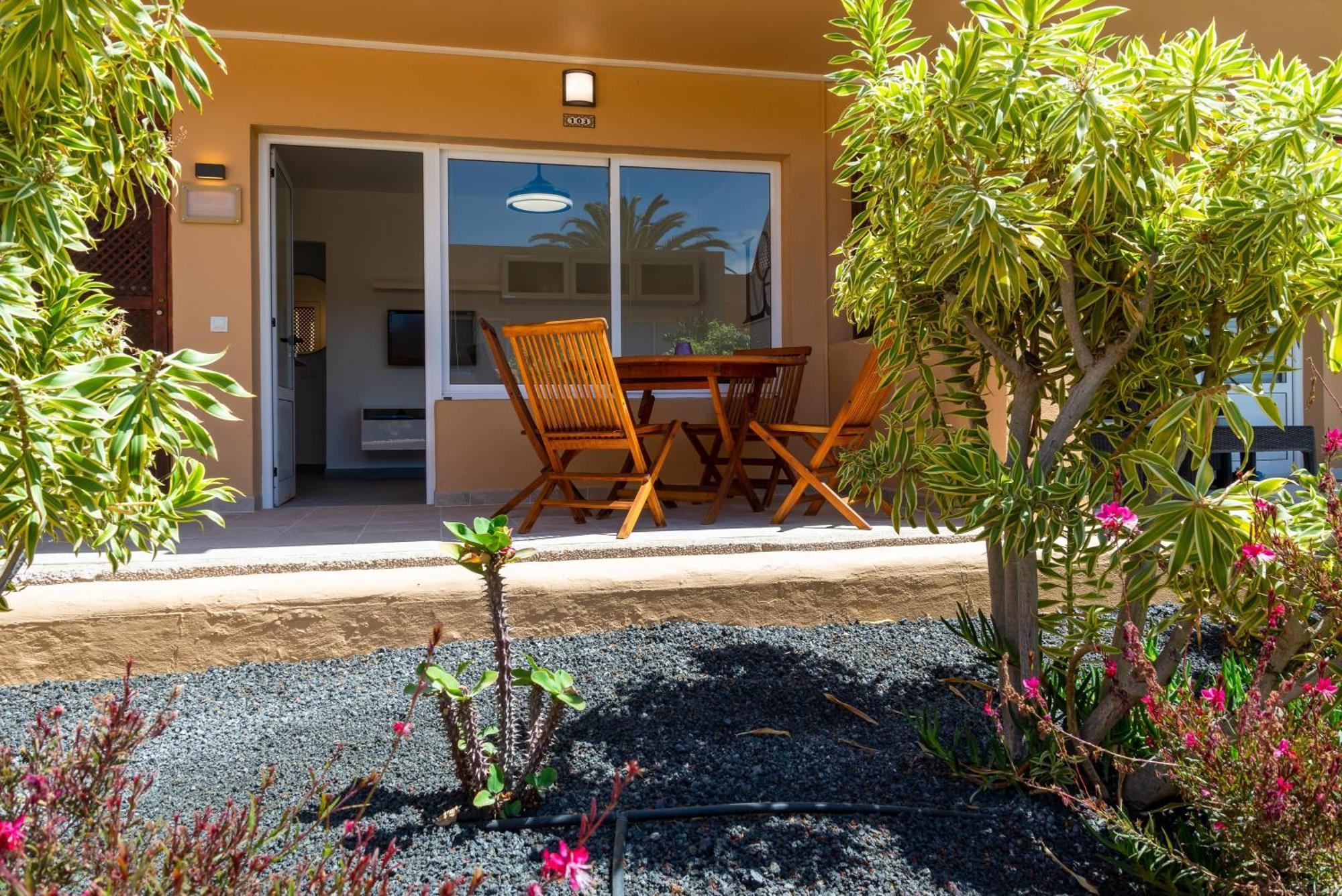 Casa Lucien - Newly Refurbished Apartment With Swimming Pool - Ideal For Couples Corralejo Zewnętrze zdjęcie